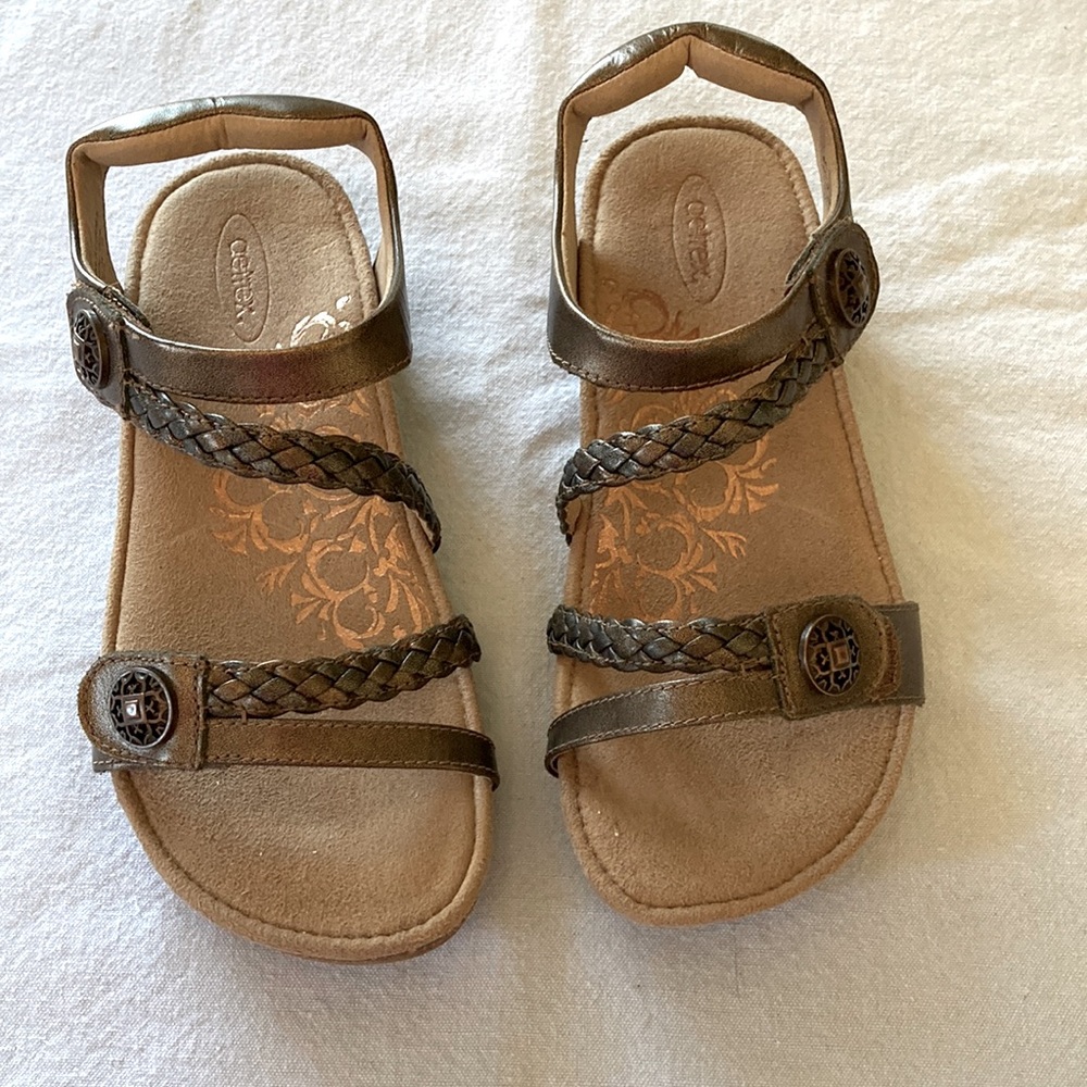 Aetrex women’s comfortable sandals size 6.5 | 36.5
